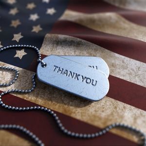 Meet your Posher, Damian